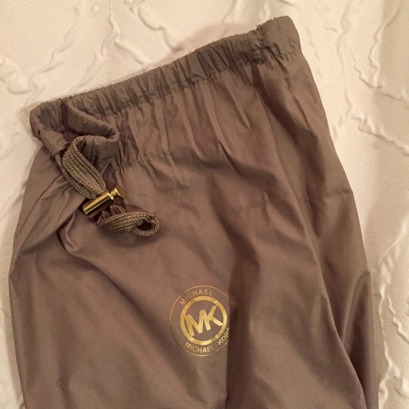 Michael Kors quilted coat - Picture 5 of 6